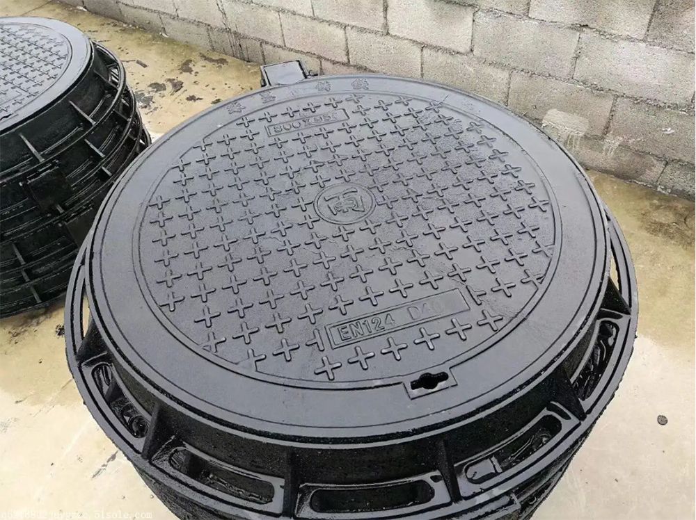 复合井盖和铸铁井盖哪个好？有什么区别